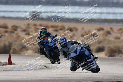 media/Dec-18-2022-SoCal Trackdays (Sun) [[8099a50955]]/Turn 7 Backside (1125am)/